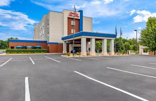 Mercer Hôtel | Hampton Inn & Suites Grove City