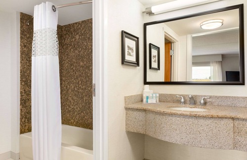 Bedford Hôtel | Hampton Inn & Suites Manchester-Bedford