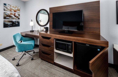 Navarre Hôtel | Hampton Inn & Suites Navarre
