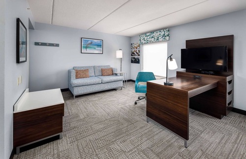 Navarre Hôtel | Hampton Inn & Suites Navarre