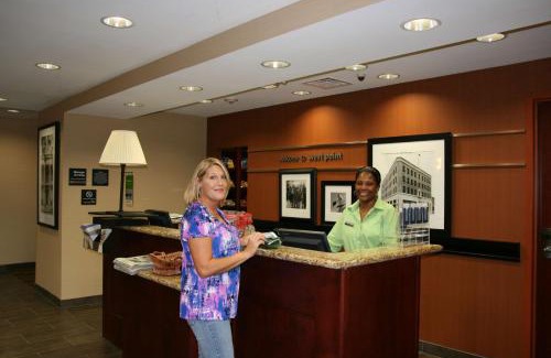 West Point Hôtel | Hampton Inn & Suites West Point