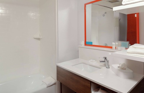 Hopelawn Hôtel | Hampton Inn Woodbridge