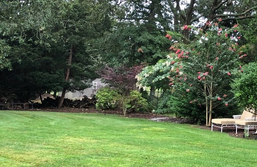 Shinnecock Hills Maison | Hamptons Charming Cottage off Peconic Bay -Oct to May
