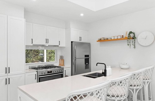 Torquay Maison | Hamptons Escape - Sleeps 9