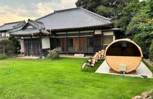 Katori Appartement | HANABI棟-BASE棟 サウナ BBQ 農業体験 花火 が楽しめる ペット可 貸し切りで最大12名宿泊可能 Wi-Fi完備