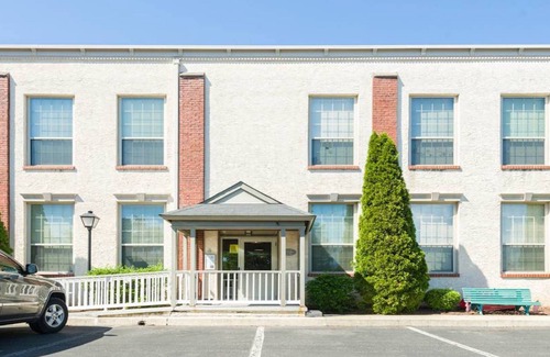 Royersford Copropriété | Handcrafted 1 Bedroom Duplex Loft