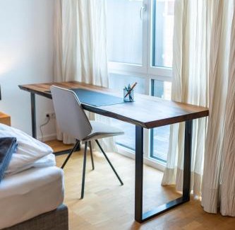 Holzgerlingen Appartement | Handmade I Modern I Luxury I Kitchen I Home Office I Parkplatz