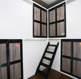 Kampung Sungai Nibong Hôtel | HangoutSpacez Queensbay at Bayan Lepas Penang