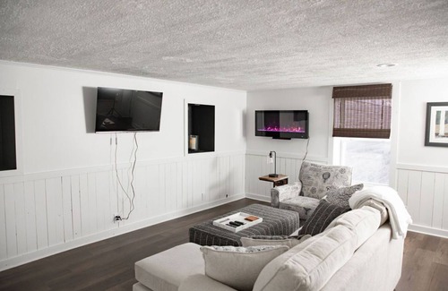 Warsaw Appartement | Luxury Main Street Apartment located in Downtown Warsaw
