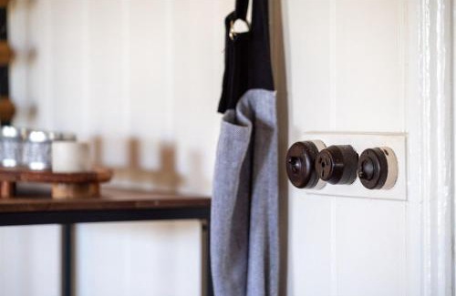 Bolong Maison | Hanigans Cottage