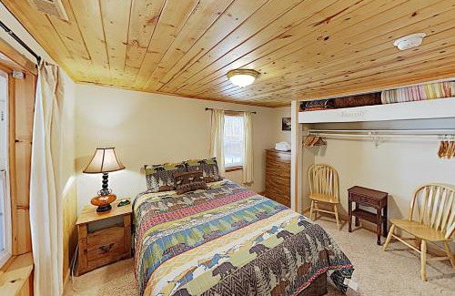 Black Bart Maison | Hank Monk Manor