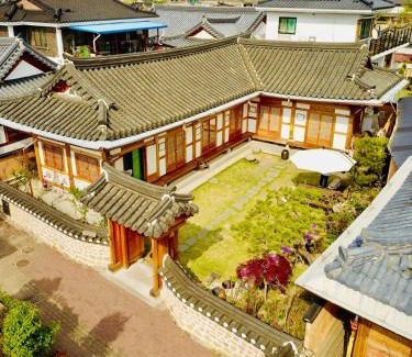 Jeonju Maison | Hanok Hyeyum