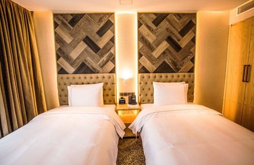 Uttara Hôtel | HANSA - A Premium Residence