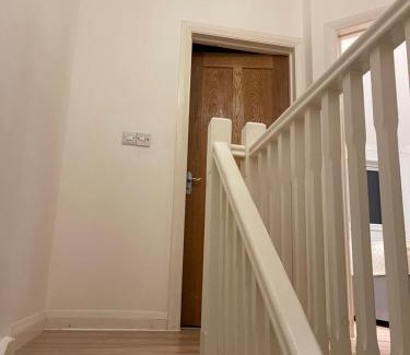 Hobbayne Maison | Hanwell serviced Accommodation