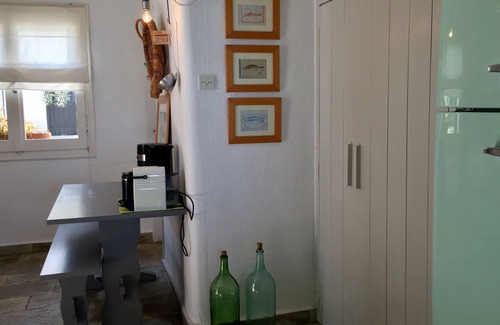 Pella Region Cottage | Le bonheur est un chalet en bord de mer avec maison d'hôtes indépendante.