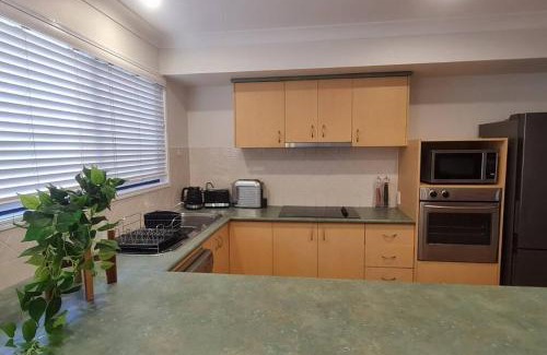 Eight Mile Plains Maison | Happy Haven at Eight Mile