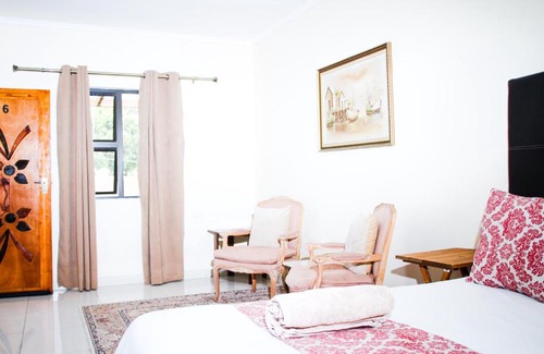 Bizana Hôtel | Happy Hen Guest Lodge