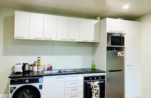 Edgecumbe Maison | Happy Home