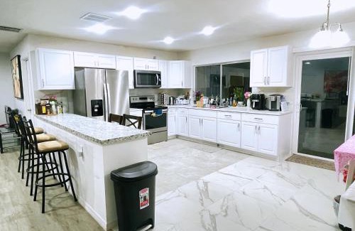 Pine Hills Maison | Happy Home