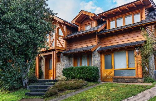 Angostura Maison | Happy Host Patagonia - La Gurisa