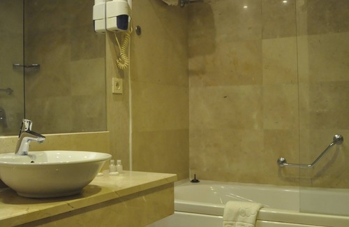 Sekerpinar Hôtel | Happy Inn Gebze Hotel