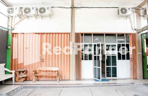 West Semarang Maison | Happy Inn Puspo Mitra RedDoorz