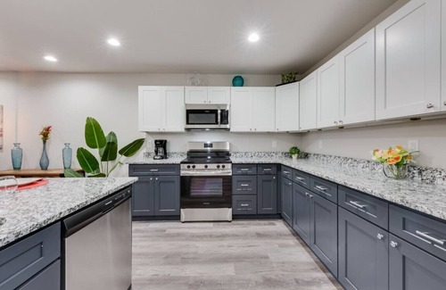 Fort Worth Appartement | The Grey River Home near Lockheed /FW Stockyards
