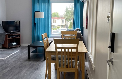 Beaupre Copropriété | Happy mont Ste-Anne, RÉNOVÉ, parc aquatique GRATUIT