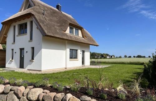 Dranske Maison | Happy Place Rügen Comfortable holiday residence