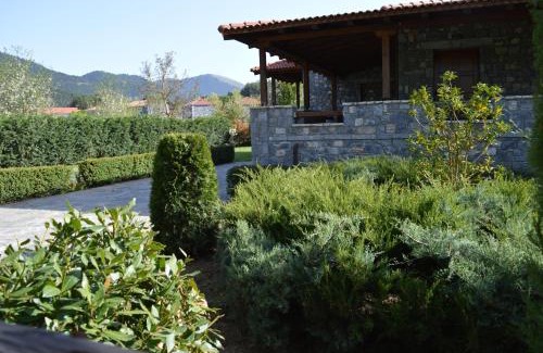 Vitina Maison | Happy trails Guesthouse Vitina