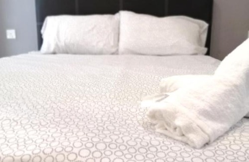 Taman Century Appartement | HappyTotoro K5L JB Shopping Mall Studio up to 4 pax