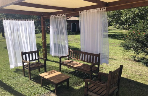 Itu Maison | Haras avec zone de loisirs généreuse, animaux de la ferme et infrastructure complète.