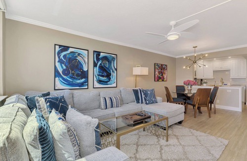 Siesta Key Copropriété | Harbor Towers 1BD with washer & dryer in unit!