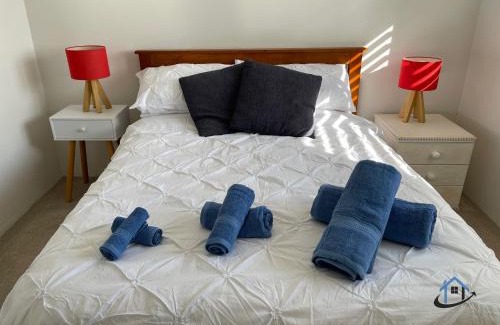 Freshwater Appartement | Harbord House - Ocean views, plunge pool, 2 bed, free-wi-fi, superb location