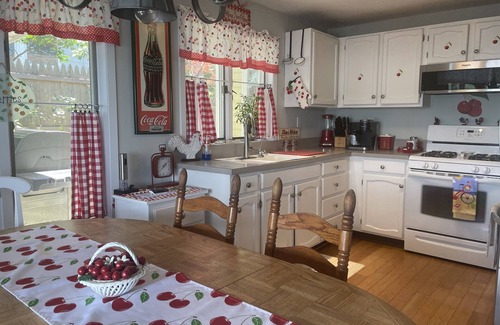 Poquott Maison | Harborside Serenity