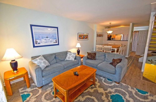 North Ocean City Copropriété | Harbour Bay 19 2 Br townhouse by RedAwning