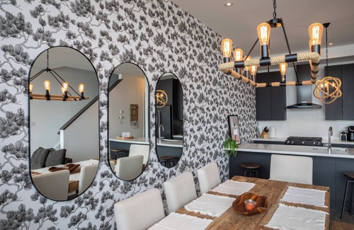 Innisfil Maison | Harbour front Family Fun @ The Harbour House
