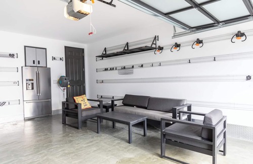 Innisfil Maison | Harbour front Family Fun @ The Harbour House