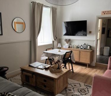 Wick Maison | Harbour quay