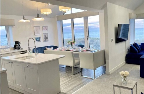 Amble Maison | Harbour Sands - Stunning Sea Views - 4 bed 2020 build
