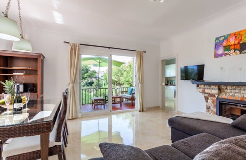 Cala Figuera Appartement | Harbour View 1 Holiday Apartment by the Sea in a Lively Fishing Village in Cala Figuera
