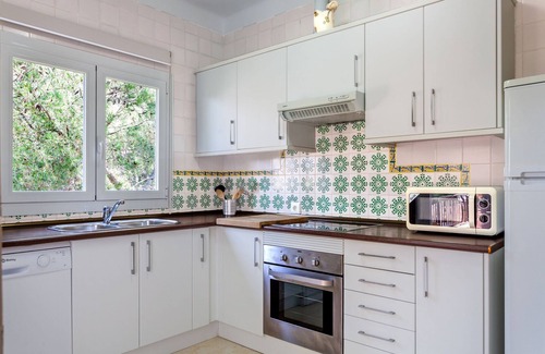 Cala Figuera Appartement | Harbour View 1 Holiday Apartment by the Sea in a Lively Fishing Village in Cala Figuera