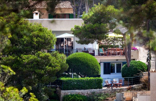 Cala Figuera Appartement | Harbour View 1 Holiday Apartment by the Sea in a Lively Fishing Village in Cala Figuera