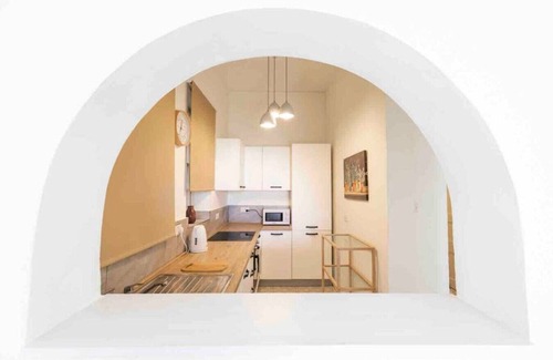 Senglea Appartement | Harbour view 2 bedroom apartment overlooking harbour