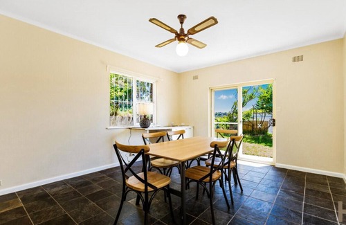 Rose Bay Maison | Harbour View Tradition House in Rose Bay