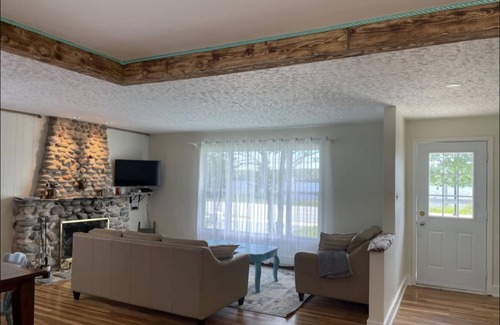 Sheet Harbour Maison | Harbour View with so many amenities