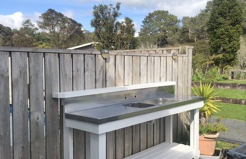 Coromandel Maison | Harbour views, close to town