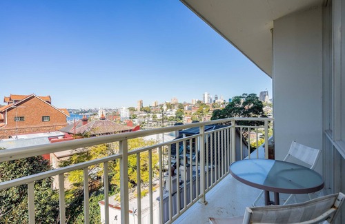 North Sydney Appartement | Harbour Views from North Sydney High Street