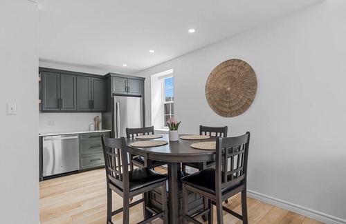 Summerside Appartement | Harbourview Loft A Executive One Bedroom Loft Apartment in Downtown Summerside