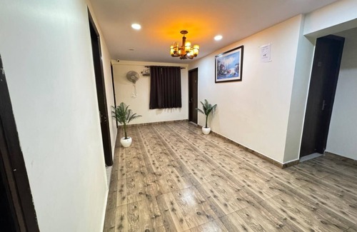 Sector 27 Hôtel | Hardik Palace